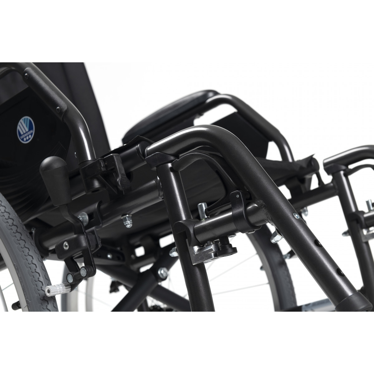 Кресло-коляска для инвалидов Vermeiren Jazz S50