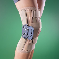 Ортез  на коленный сустав OPPO 2137 разъемный с шарнирами